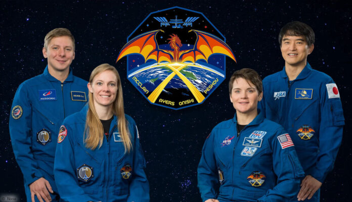 Nasa ISS Crew10 Das offizielle Porträt der Mitglieder der SpaceX Crew-10 der NASA mit (von links) Missionsspezialist Kirill Peskov von Roskosmos; Pilotin Nichole Ayers und Kommandantin Anne McClain, beide NASA-Astronauten; und Missionsspezialist Takuya Onishi von der JAXA (Japan Aerospace Exploration Agency).